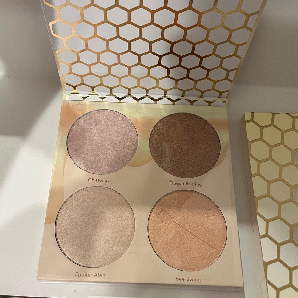 Beauty Bakerie Milk and Honey Highlighter Palette
